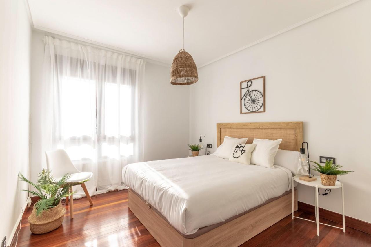 Amplio, Muy Luminoso Y En El Centro De Sopelana Apartman Kültér fotó